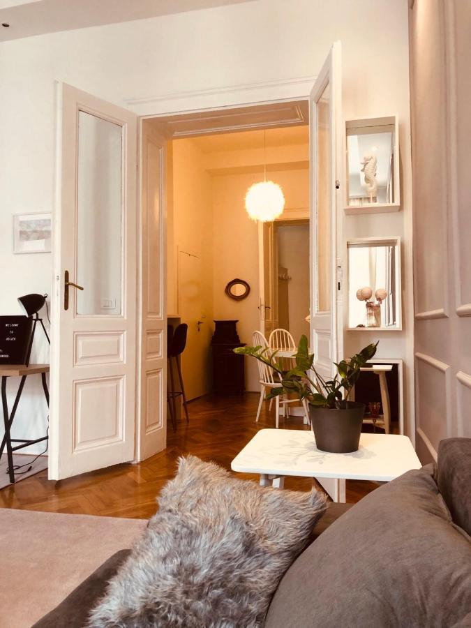 Room 44 Osijek Eksteriør bilde